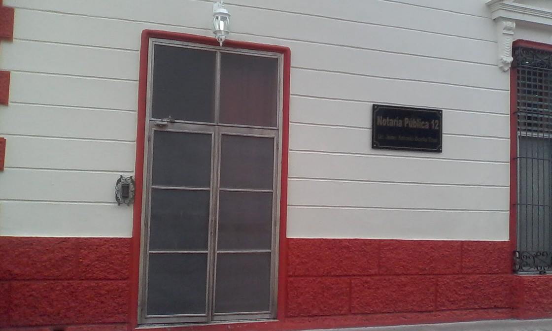 Ciudadano señala a Notaría Pública en presuntos actos de corrupción