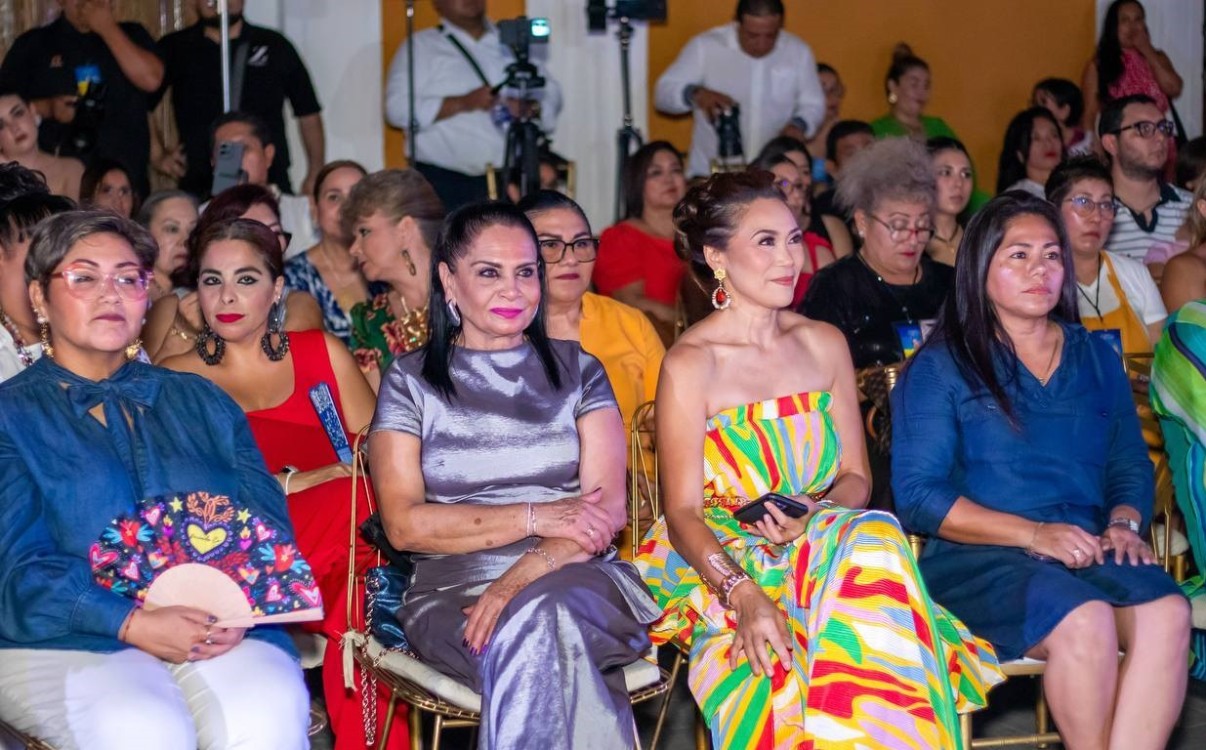 Desfile de moda Pasión y verano “Fashion Show 2025” con causa