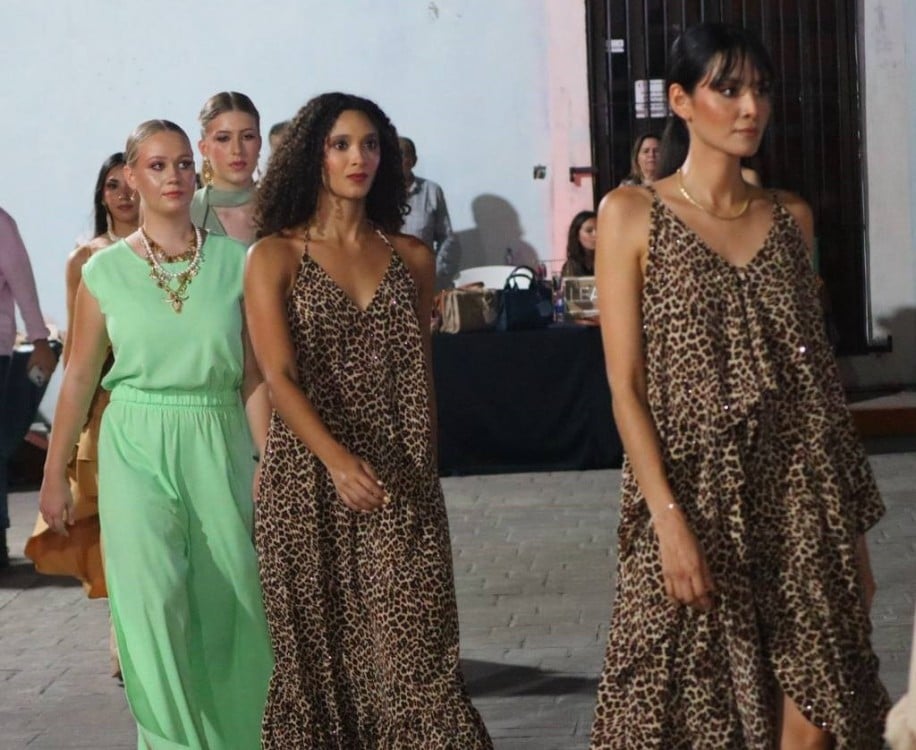 Desfile de moda Pasión y verano “Fashion Show 2025” con causa