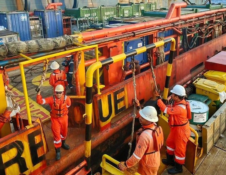 No hay noticia oficial que Cols se vaya de México