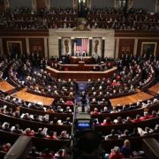 Republicanos bloquean plan fiscal de Trump