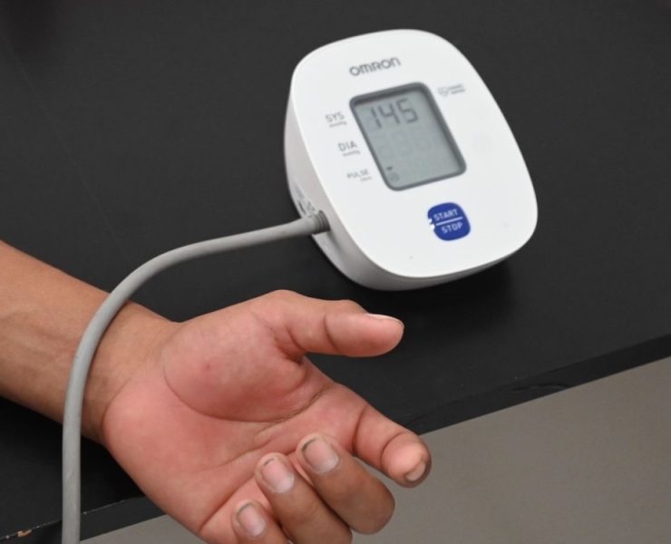 Exhortan a personas tomar precaución ante las altas temperaturas