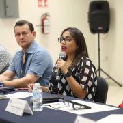 Sheila Cadena llama al diálogo ante bloqueos por fallas eléctricas