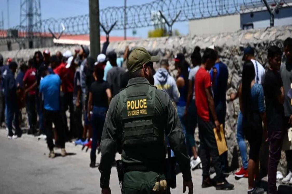 Trump busca ahorrar en deportaciones