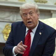 Trump lanza críticas contra Putin