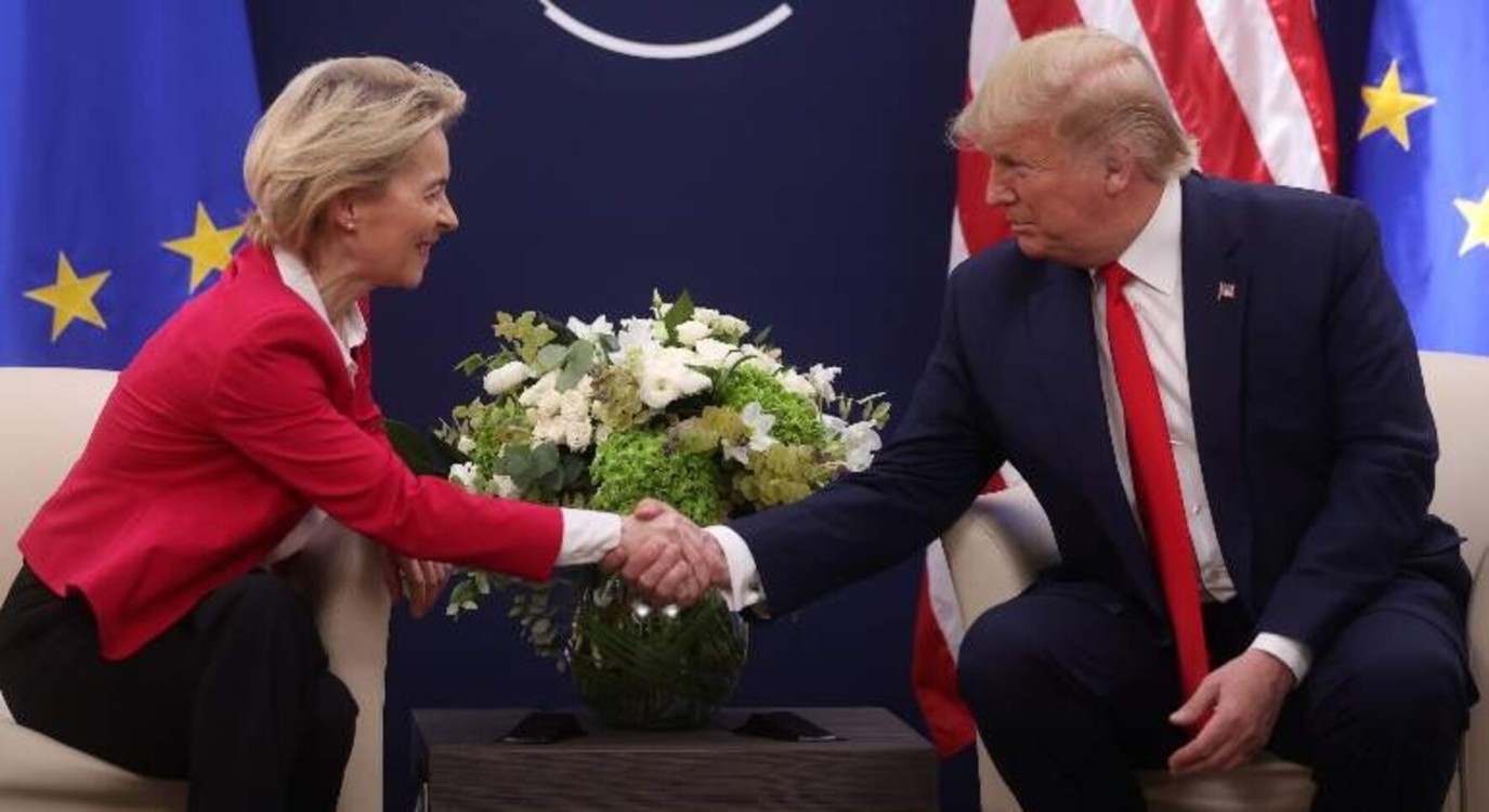 Trump y Von der Leyen acuerdan extender hasta el 9 de julio la pausa en aranceles