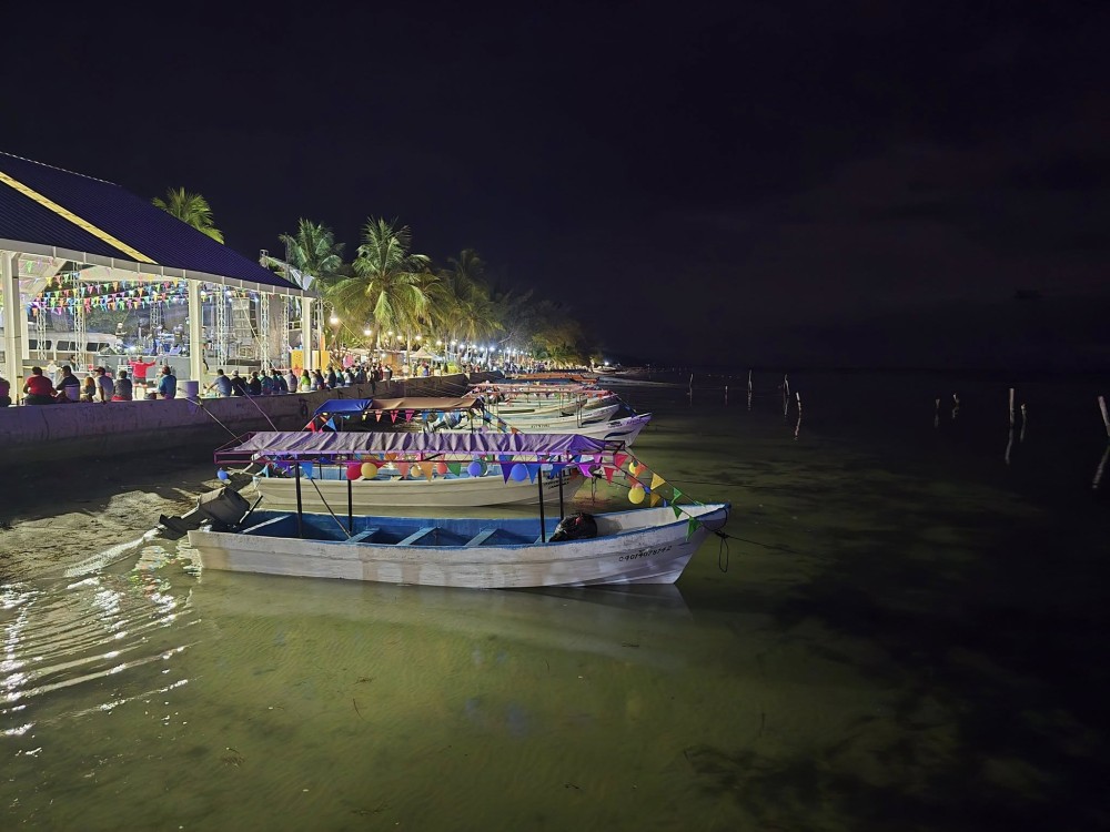 Canirac Carmen trabaja en el tema de turismo