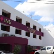 Verificará INE que aspirantes cumplan