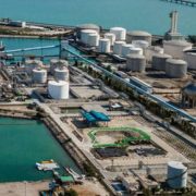 Derrame en ducto de Pemex impacta costas de Tabasco; activan limpieza y diálogo con pescadores