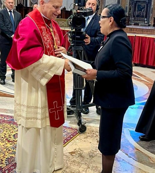 México fortalece vínculos con el Vaticano durante el inicio del pontificado de León XIV