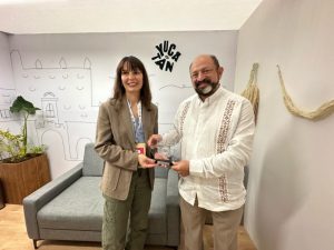 Por la magia de sus atractivos y la calidad de sus productos, Yucatán recibió cinco galardones nacionales e internacionales en el Tianguis Turístico Binacional 2025