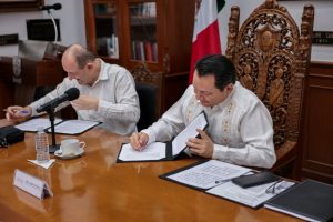 Firma de un convenio de colaboración entre el Gobierno del Estado de Yucatán y UNICEF, para la construcción de 20 comedores infantiles