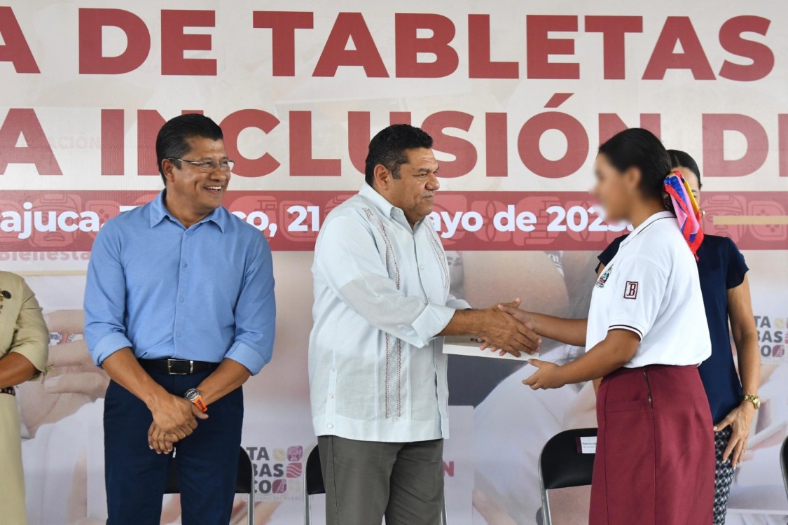 estudiantes de Nacajuca