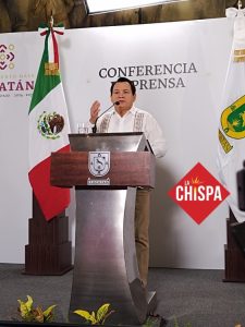 El mandatario reconoció que su gobierno no tiene facultades directas sobre la Agencia de Transporte de Yucatán, la cual es una institución autónoma, no obstante, se comprometió a no permitir el incremento de las tarifas del transporte.