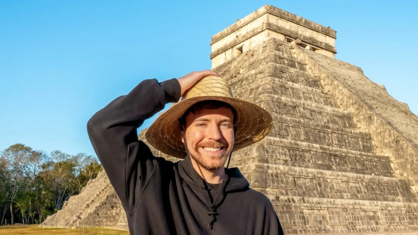 MrBeast visita sitios arqueológicos en México