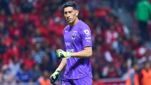 El portero argentino Esteban Andrada tuvo un partidazo ante River Plate, y fue pieza fundamental para que rayados de Monterrey no recibiera goles.