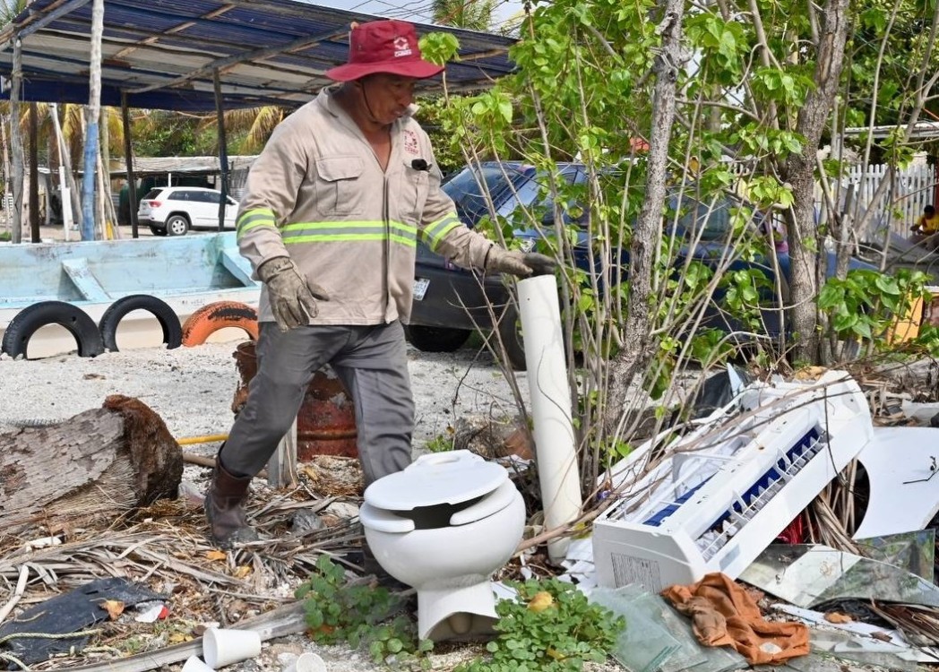 Playas llenas de basura por falta de educación ambiental