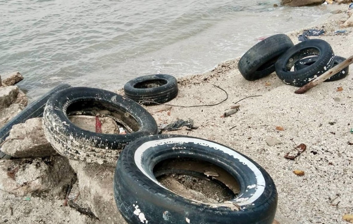 Playas llenas de basura por falta de educación ambiental