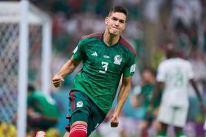 César ``cachorro´´ Montes tuvo un gran desempeño, en la defensa central, en el amistoso de la Selección Mexicana contra Turquía.