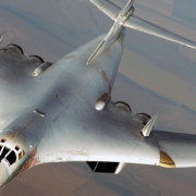 Ucrania destruye bombarderos rusos y deja a Putin sin respuesta inmediata