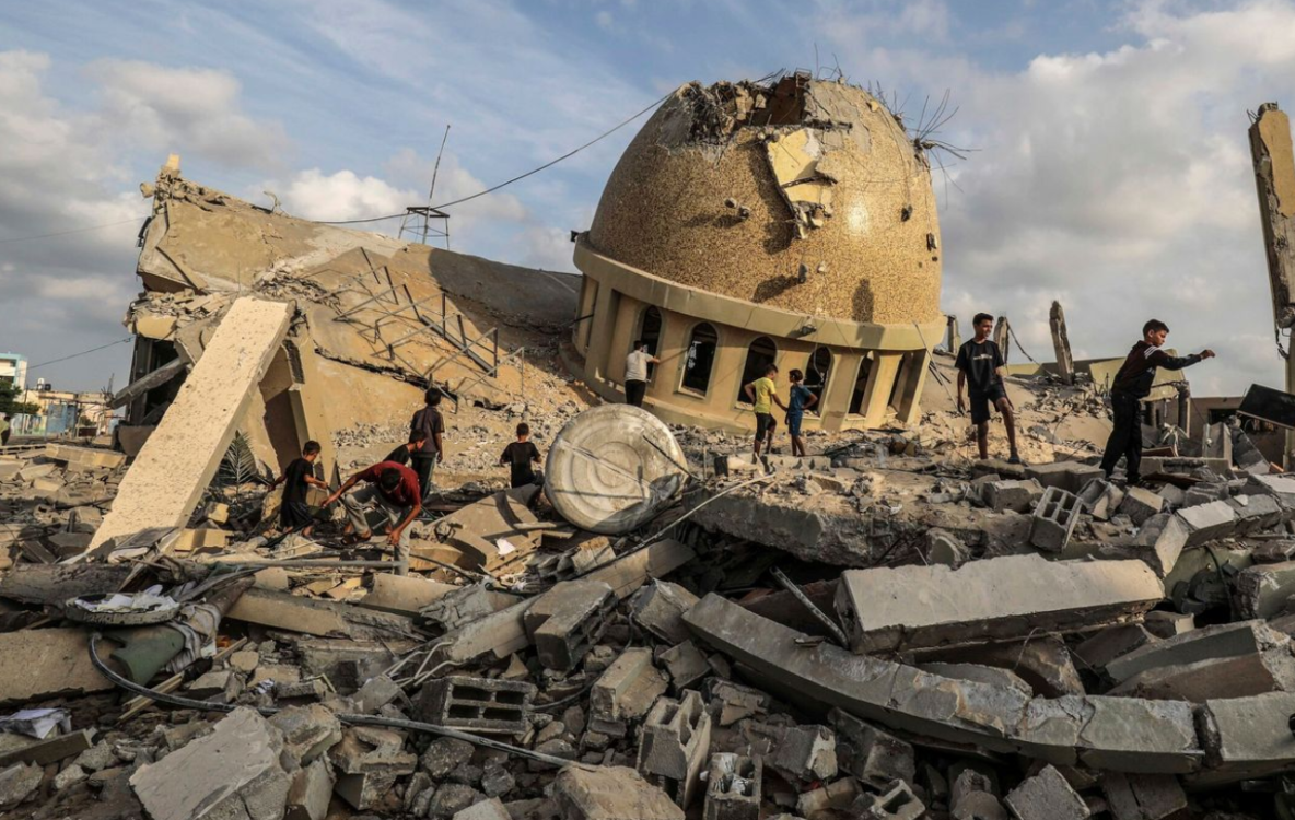 Desplazamientos Forzados y Condiciones de Vida Deterioradas