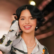 Poca audiencia en concierto de Ángela Aguilar pero ella aclara que solo necesita a un espectador