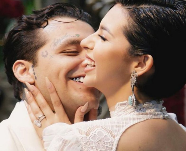 Tunden a Ángela Aguilar en redes por decir que aun no termina de madurar y ya estar casada