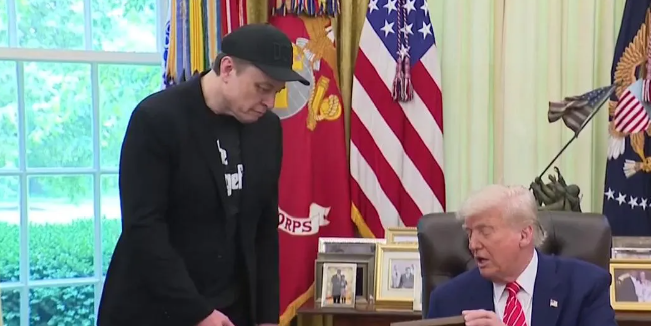 Elon Musk crítica a Trump después de dejar la Casa Blanca