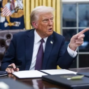 Donald Trump elimina directriz de Biden que promovía el aborto seguro