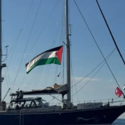Israel advirtió a Greta Thunberg dicen que su barco no llegará a tierra