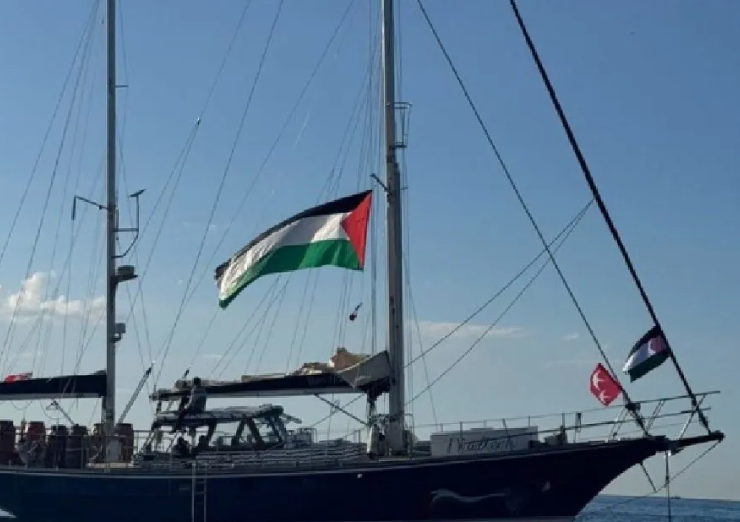 Israel advirtió a Greta Thunberg dicen que su barco no llegará a tierra