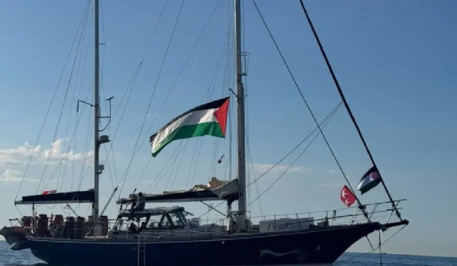Israel advirtió a Greta Thunberg dicen que su barco no llegará a tierra
