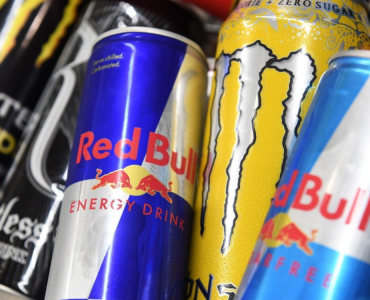 Bebidas energizantes pueden ser cancerígenas por uno de sus componentes principales