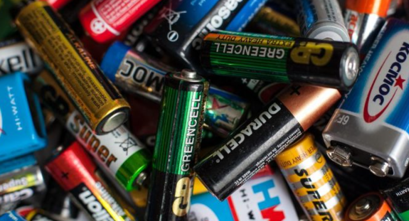 ¿Qué materiales hacen posible esta batería maleable?