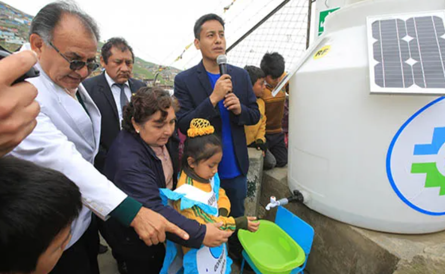 El secreto detrás del dispositivo que convierte el aire en agua