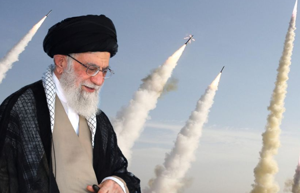 Irán daña embajada de EEUU con un misil y ahora temen las consecuencias