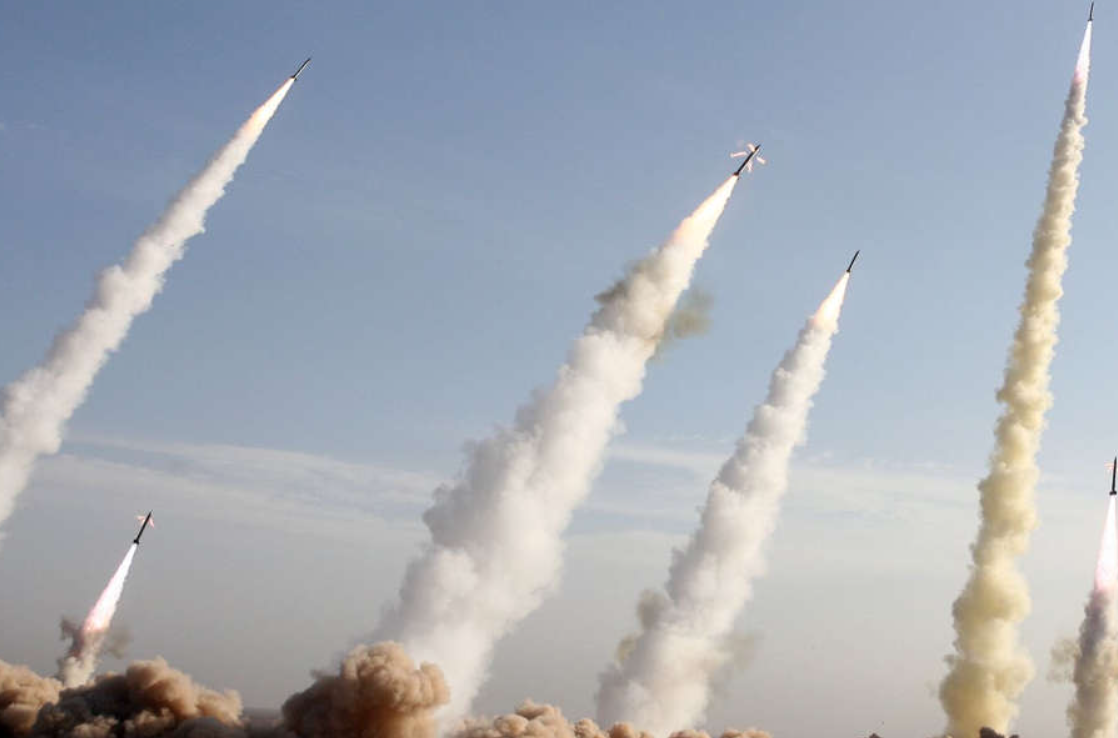 Irán recibe el mayor bombardeo desde la guerra con Irak