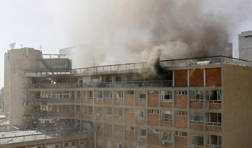 Misil iraní impacta en un hospital de Israel supuestamente por error