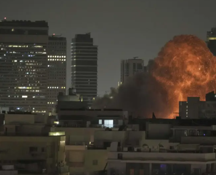 Irán sigue atacando a Israel en una guerra sin tregua ni cuartel