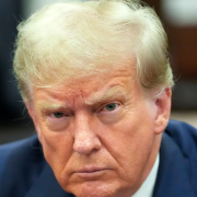 Estados Unidos se prepara para represalias de Irán y alerta a sus ciudadanos