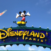 Boda en Disney termina en arrestos por una gran alerta por parte del personal