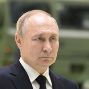 Recesión Económica Golpea Rusia: ¿Qué Reveló Ministro de Putin?