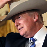 Canciller iraní condena a Trump por comentarios hacia el Ayatola