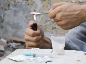 El CIJ en Mérida realiza pruebas toxicológicas que han detectado fentanilo en drogas sintéticas consumidas por adolescentes.