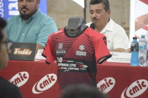 Esta será la camisa conmemorativa para la carrera CMIC Día del Ingeniero 2025.