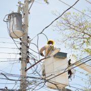 Atastecos deben regularizar sus pagos a la CFE