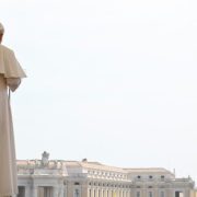 El papa León XIV apela al deporte como instrumento de paz en medio de crisis humanitarias globales
