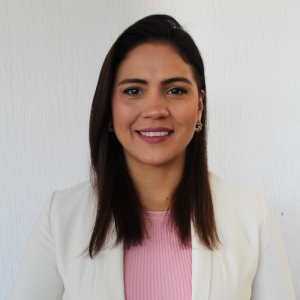 Erika Beatriz Torres López: Con 118,441 votos, sería la presidenta del Tribunal si se confirma su ventaja.