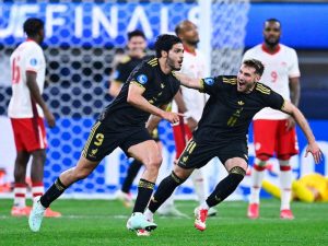 La dupla Raúl Jiménez y Santiago Giménez, serán titulares ante Surinam.