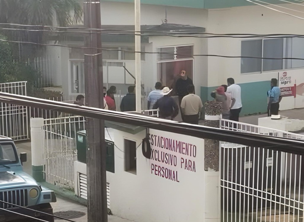 Hijo del exalcalde de Tenosique sufre atentado